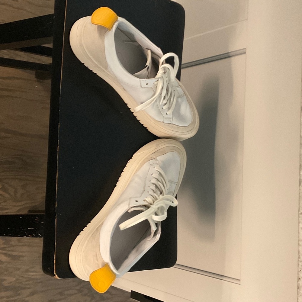 Oncept women’s fashion sneakers